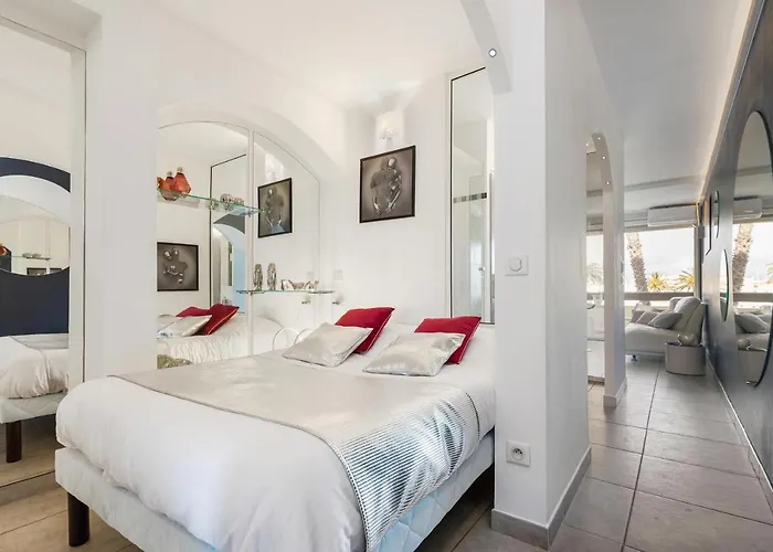 Appartement What Else - Port Nature - Vue Port - Parking - Village Naturiste